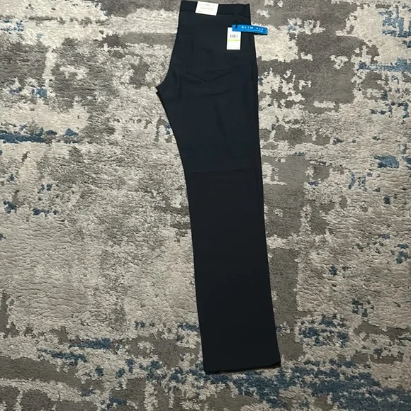 Perry Ellis - Picture 3 of 4